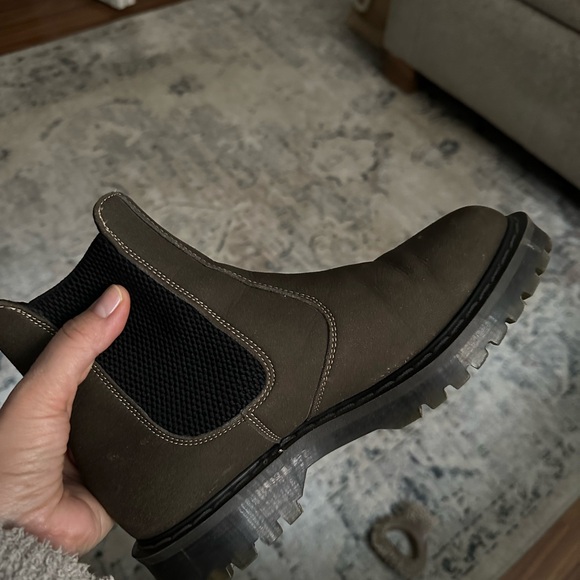 Vegan Chelsea boot in brown by Vegetarian Shoes - size 7.5 - Picture 5 of 7